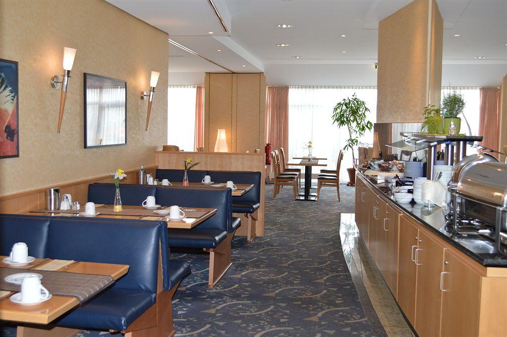 Ramada By Wyndham Hannover Messe Laatzen Ngoại thất bức ảnh