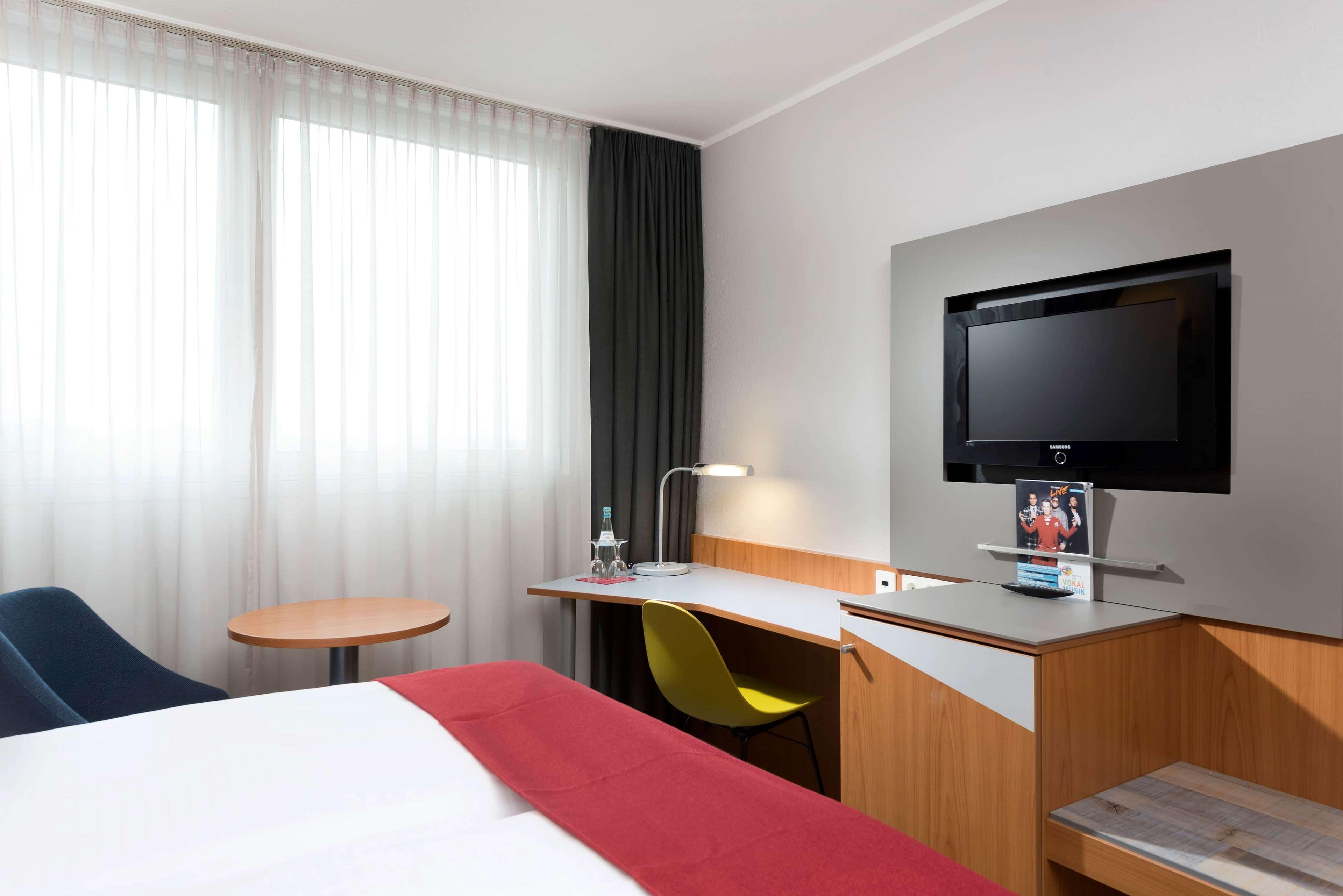 Ramada By Wyndham Hannover Messe Laatzen Ngoại thất bức ảnh