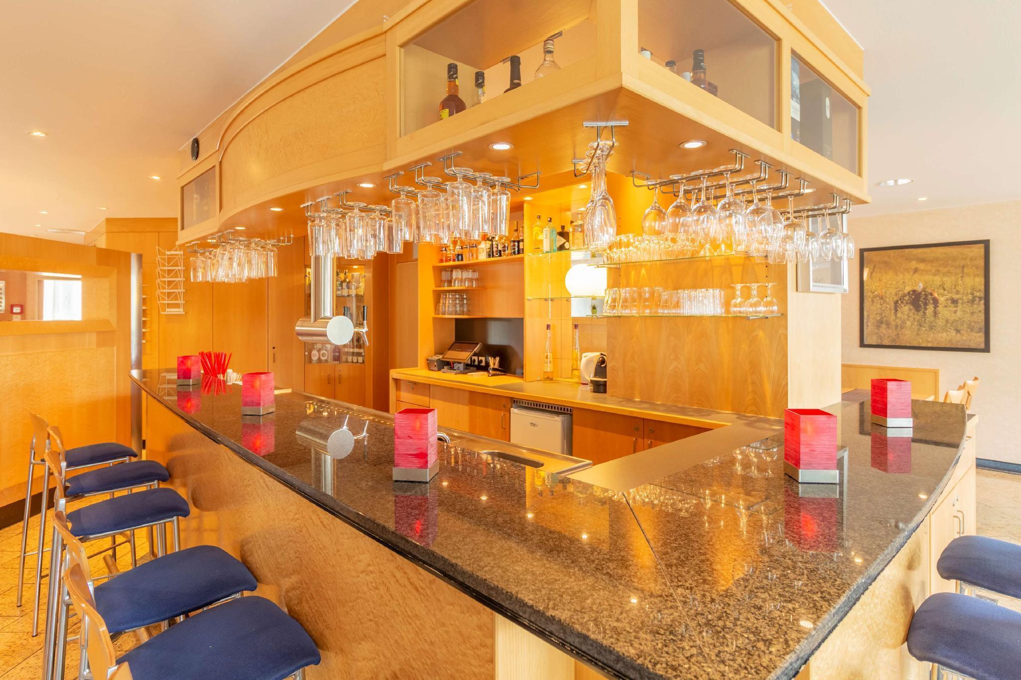 Ramada By Wyndham Hannover Messe Laatzen Ngoại thất bức ảnh
