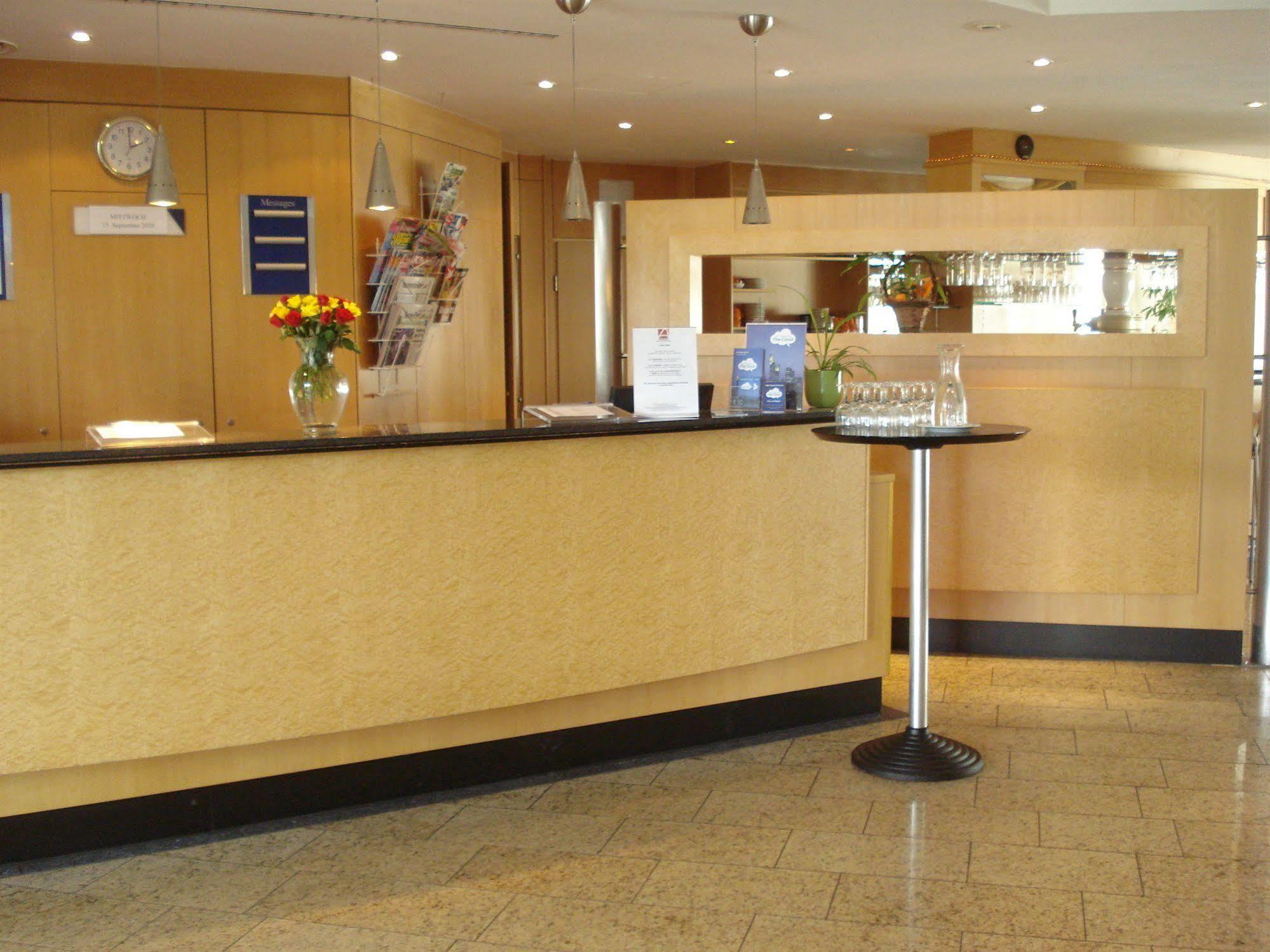 Ramada By Wyndham Hannover Messe Laatzen Ngoại thất bức ảnh