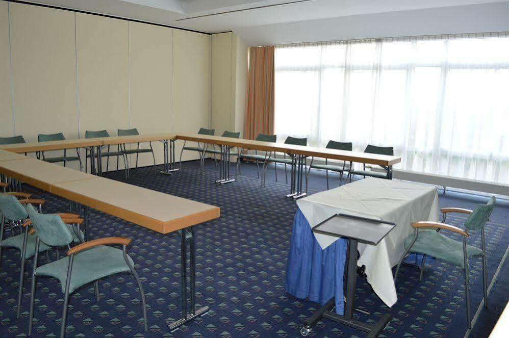 Ramada By Wyndham Hannover Messe Laatzen Ngoại thất bức ảnh