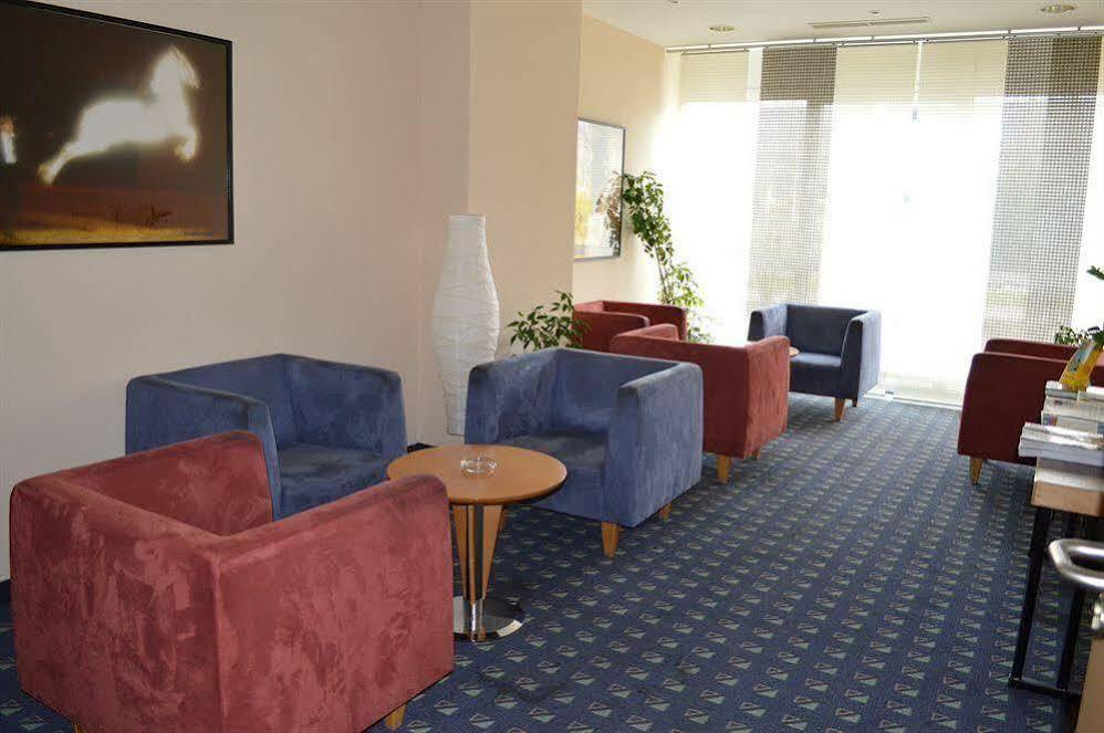 Ramada By Wyndham Hannover Messe Laatzen Ngoại thất bức ảnh