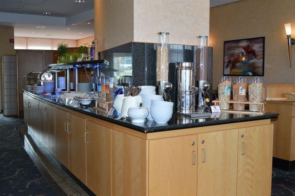 Ramada By Wyndham Hannover Messe Laatzen Ngoại thất bức ảnh